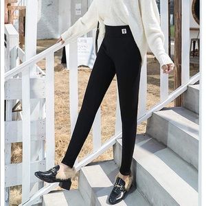 Florence IlSA  New Sherpa lined leggings size M